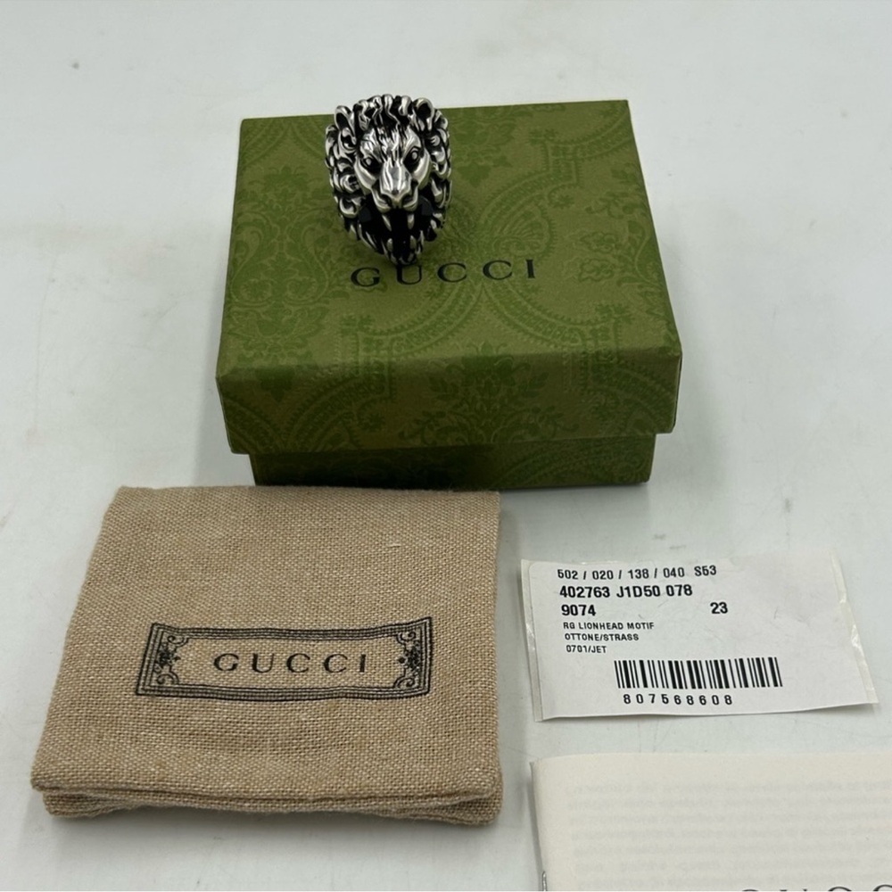 Men’s Gucci iconic Lionhead ring size 10 made in Italy